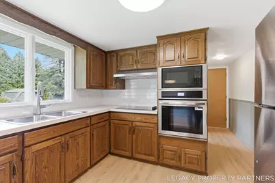 10625 Riley Street, Zeeland, MI 49464 - Photo 15