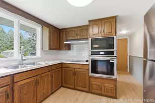 10625 Riley St, Zeeland, MI 49464 - Photo 15