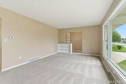 10625 Riley Street, Zeeland, MI 49464 - Photo 9