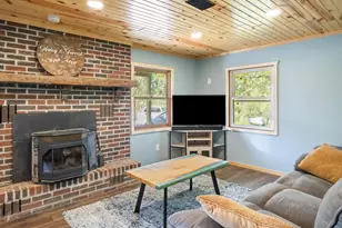1674 W 104th St, Grant, MI 49327 - Photo 11