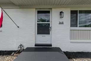 368 Cambridge Ave, South Lyon, MI 48178 - Photo 3