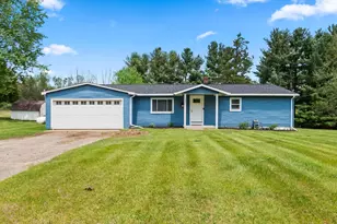 1240 E Hastings Lake Rd, Jonesville, MI 49250 - Photo 13