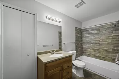2245 S Commerce Road, Wolverine Lake, MI 48390 - Photo 13