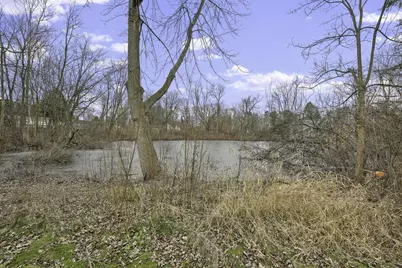 2245 S Commerce Road, Wolverine Lake, MI 48390 - Photo 5