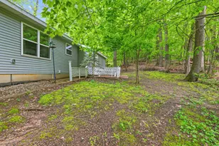 8759 Brower Lake Dr NE, Rockford, MI 49341 - Photo 7