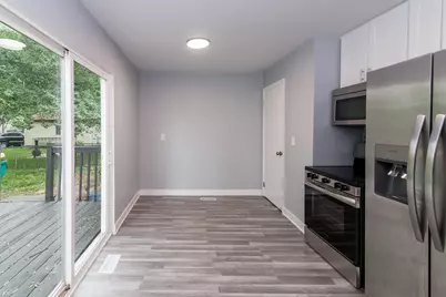 2341 Brooktree Court, Ypsilanti, MI 48198 - Photo 9