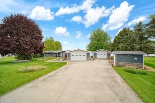 347 Moser Dr, Bronson, MI 49028 - Photo 73