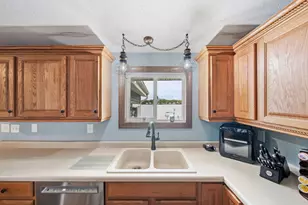 347 Moser Dr, Bronson, MI 49028 - Photo 25