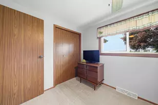 347 Moser Dr, Bronson, MI 49028 - Photo 33
