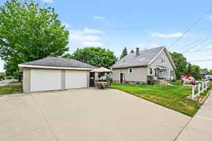 3852 30th St SW, Grandville, MI 49418 - Photo 21
