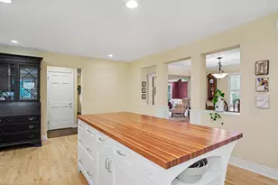 2231 Ridgecroft Ave SE, Grand Rapids, MI 49546 - Photo 9