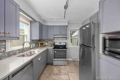 819 Alger Street SE, Grand Rapids, MI 49507 - Photo 13