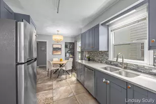 819 Alger St SE, Grand Rapids, MI 49507 - Photo 11