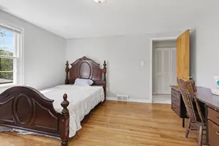 32318 Bonnet Hill Rd, Farmington Hills, MI 48334 - Photo 19