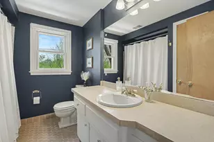 32318 Bonnet Hill Rd, Farmington Hills, MI 48334 - Photo 27