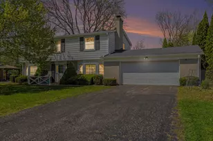 32318 Bonnet Hill Rd, Farmington Hills, MI 48334 - Photo 5