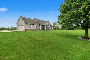 9309 Wild Wind Ct, Milan, MI 48160 - Photo 35