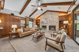 4248 Walnut Hills Ln SE, Grand Rapids, MI 49512 - Photo 7