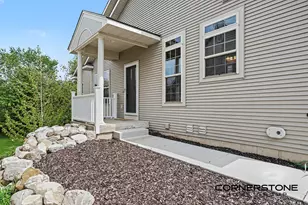 1158 Kensington St NW, Grand Rapids, MI 49534 - Photo 3