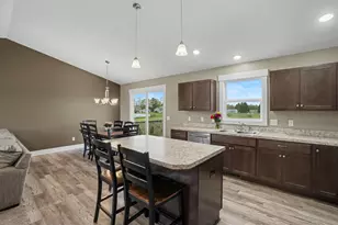 14117 Candace Ct, West Olive, MI 49460 - Photo 5