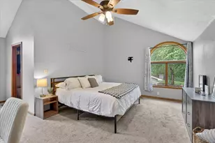 869 Beech St, Lake Odessa, MI 48849 - Photo 21