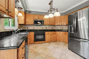 40539 Brecken Ridge Ln, Plymouth, MI 48170 - Photo 9