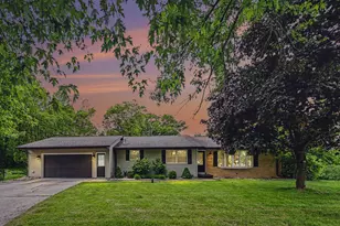 4774 Benelux Ct, Jackson, MI 49201 - Photo 3