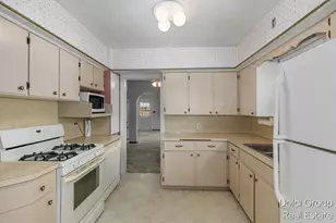 2524 Prairie St SW, Wyoming, MI 49519 - Photo 13