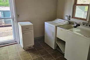 2010 Kerlikowske Rd, Benton Harbor, MI 49022 - Photo 3