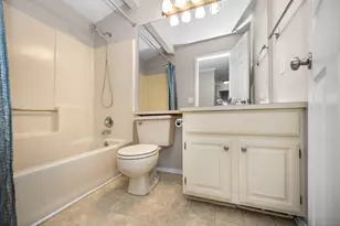 210 Whitney Dr, Rochester Hills, MI 48307 - Photo 29
