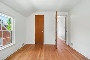 2030 Devolson Ave, Ann Arbor, MI 48104 - Photo 15