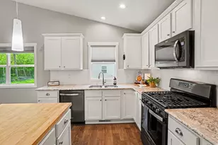 120 Depot Hill Ct, Allegan, MI 49010 - Photo 9