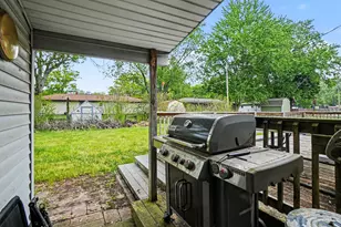 397 Mayfair St, Holland, MI 49424 - Photo 15