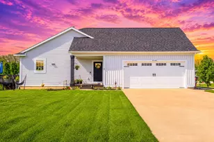 3155 Sandy Dr SW, Wyoming, MI 49418 - Photo 3