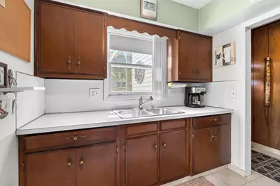 92415 Gravel Lake Drive, Lawton, MI 49065 - Photo 13