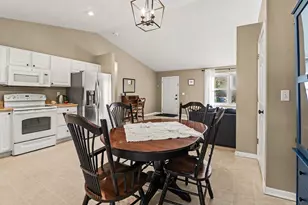1555 Marilyn Ave, Ludington, MI 49431 - Photo 15