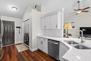 25015 Silver Oaks Blvd, Mattawan, MI 49071 - Photo 13