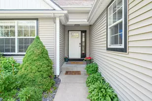 25015 Silver Oaks Blvd, Mattawan, MI 49071 - Photo 3