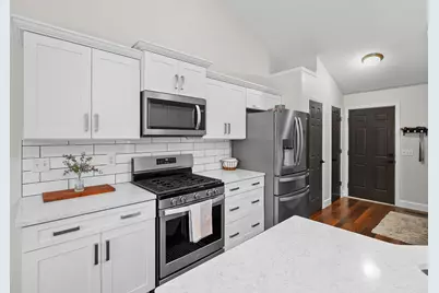 25015 Silver Oaks Boulevard, Mattawan, MI 49071 - Photo 11