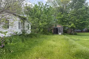 111 E St Marys St, Decatur, MI 49045 - Photo 17