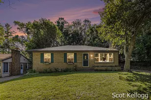 1426 Lewison Ave NE, Grand Rapids, MI 49505 - Photo 1