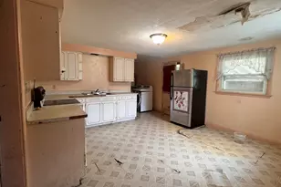 400 N 6th St, Grand Haven, MI 49417 - Photo 17