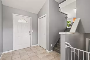 13323 Tamarack Dr, Holland, MI 49424 - Photo 3
