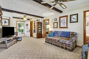 60779 W Oak Dr, Decatur, MI 49045 - Photo 9