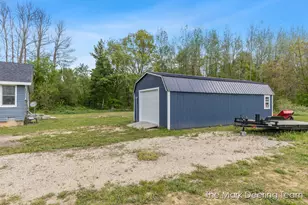 11612 Elm Ave, Howard City, MI 49329 - Photo 27