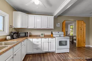 11612 Elm Ave, Howard City, MI 49329 - Photo 11