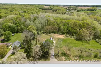 11612 Elm Avenue, Howard City, MI 49329 - Photo 3