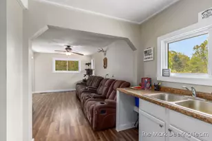 11612 Elm Ave, Howard City, MI 49329 - Photo 9