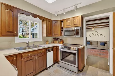 2757 Leelanau Drive NE, Grand Rapids, MI 49525 - Photo 13
