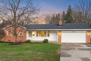 2757 Leelanau Dr NE, Grand Rapids, MI 49525 - Photo 1